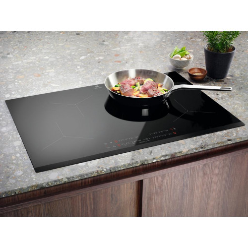 Поверхность Electrolux EIS8134 - фото 2