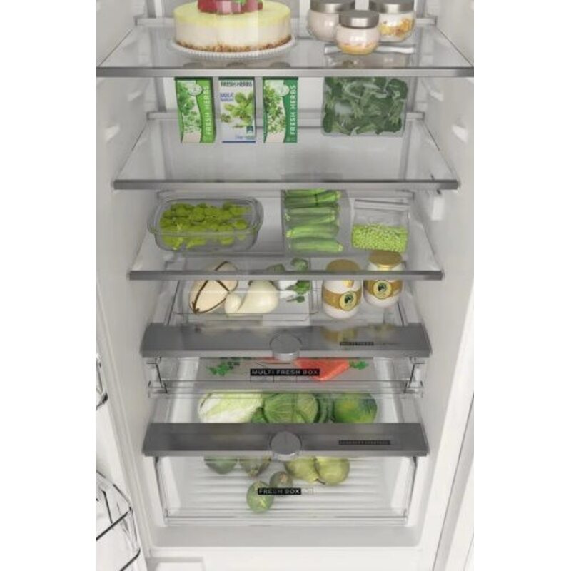 Встраиваемый холодильник Whirlpool WHC20T121