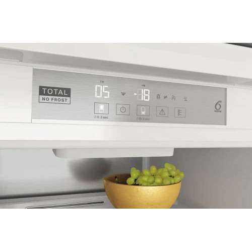 Холодильник WHIRLPOOL WHC18T572