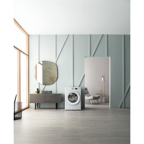 Стиральная машина Whirlpool FFL6238WEE
