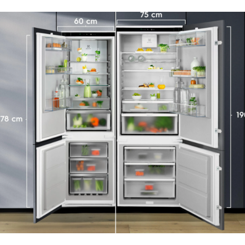Холодильник Electrolux E7TNGE75S